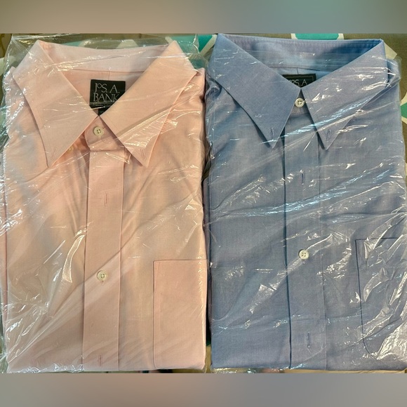 NEW Traveler Collection Traditional Fit Button-Down Collar Solid Dress Shirts - Picture 4 of 4